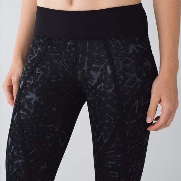 LULULEMON Pedal Pace Crop Star Crushed Coal Black Leggings - Picture 2 of 5